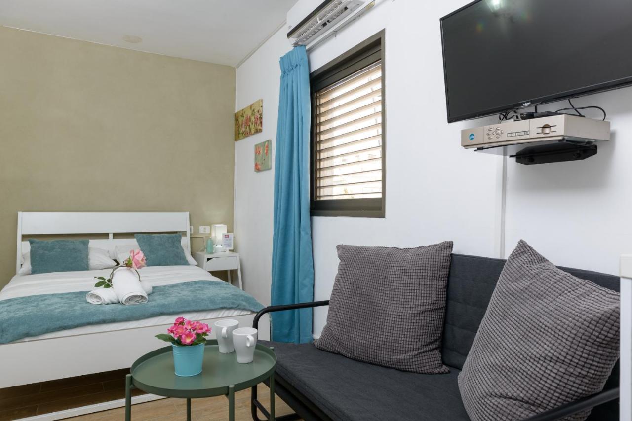 Studio & Apartments On The Beach By Aspentlv เทลอาวีฟ ภายนอก รูปภาพ