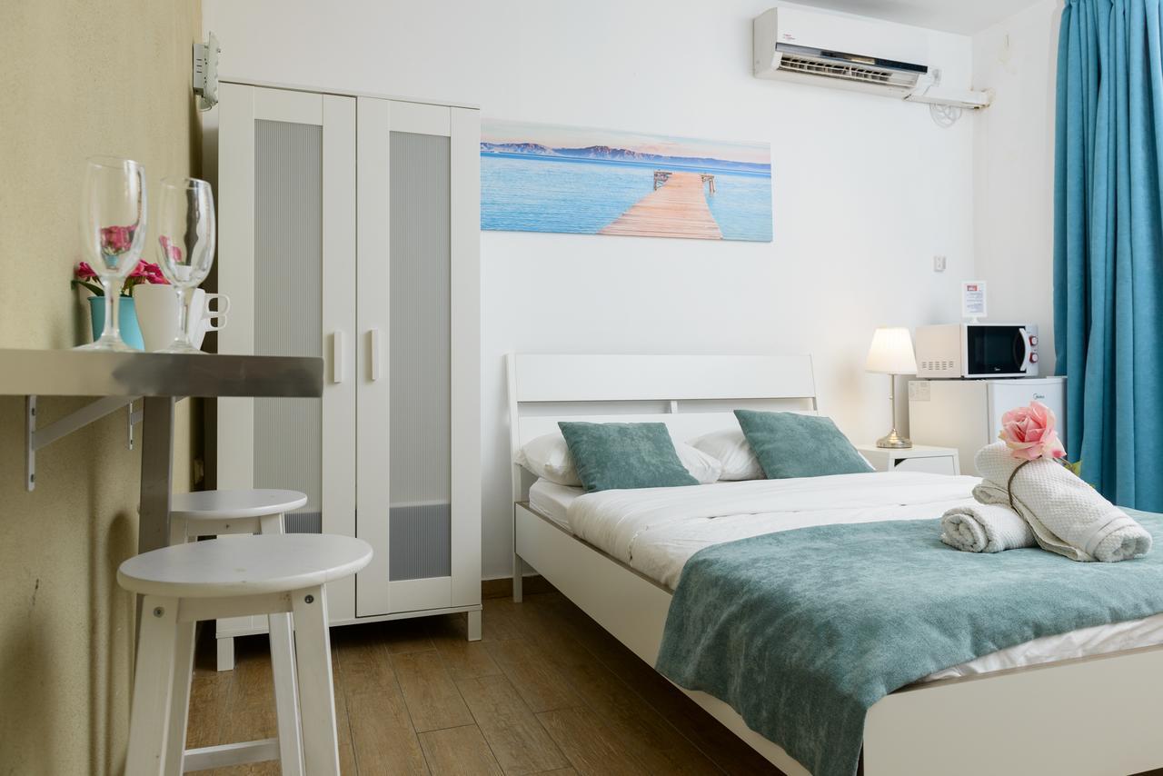 Studio & Apartments On The Beach By Aspentlv เทลอาวีฟ ภายนอก รูปภาพ