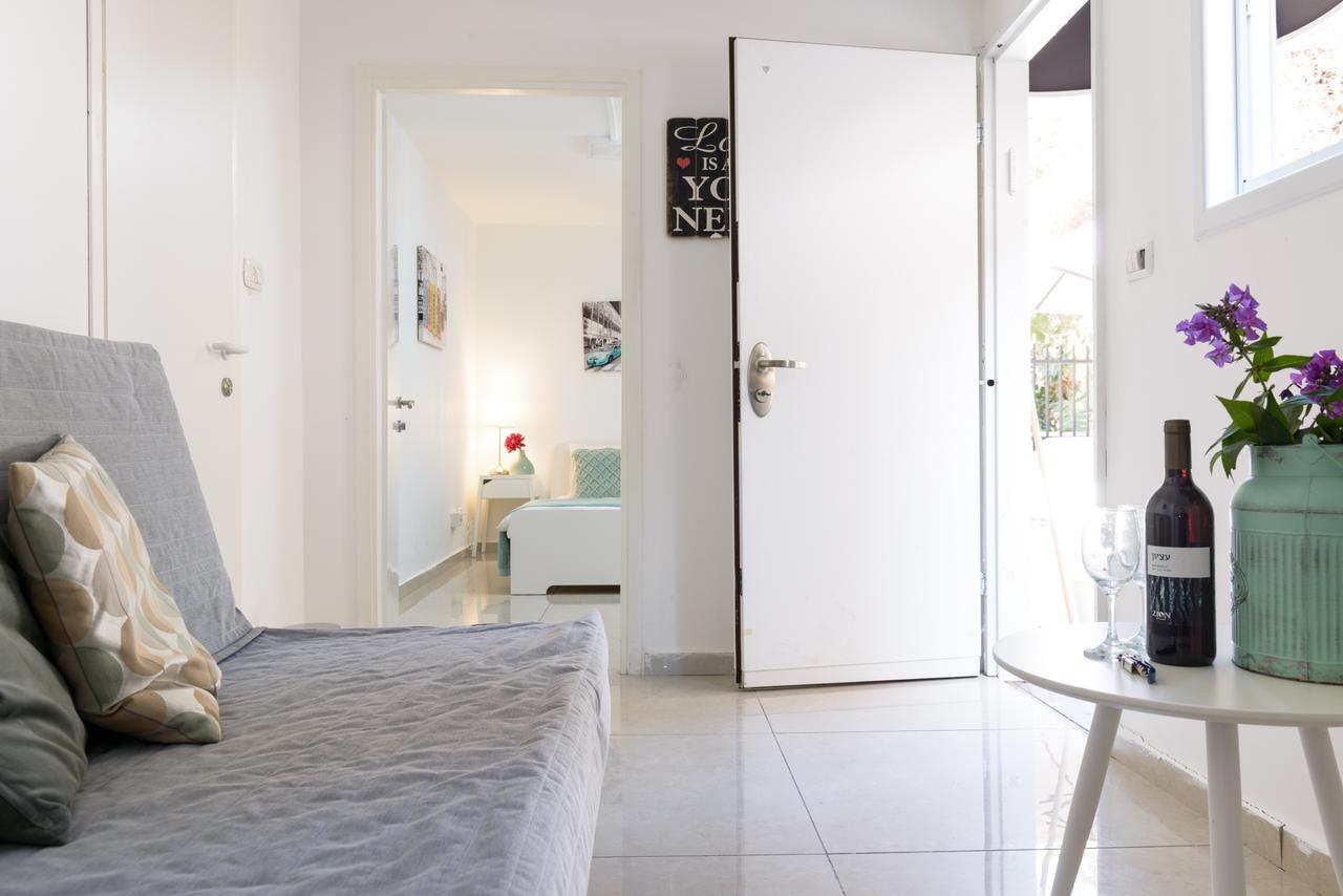 Studio & Apartments On The Beach By Aspentlv เทลอาวีฟ ภายนอก รูปภาพ