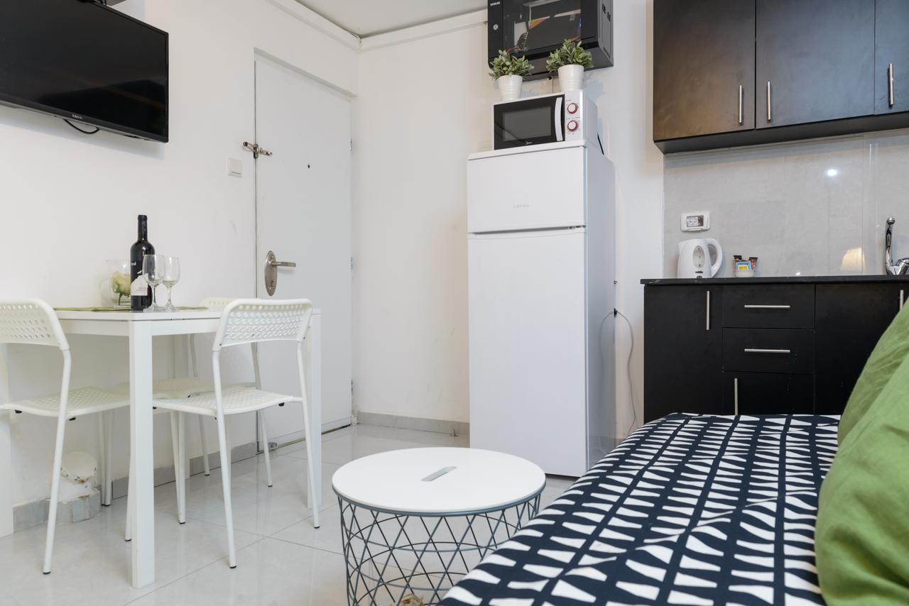 Studio & Apartments On The Beach By Aspentlv เทลอาวีฟ ภายนอก รูปภาพ