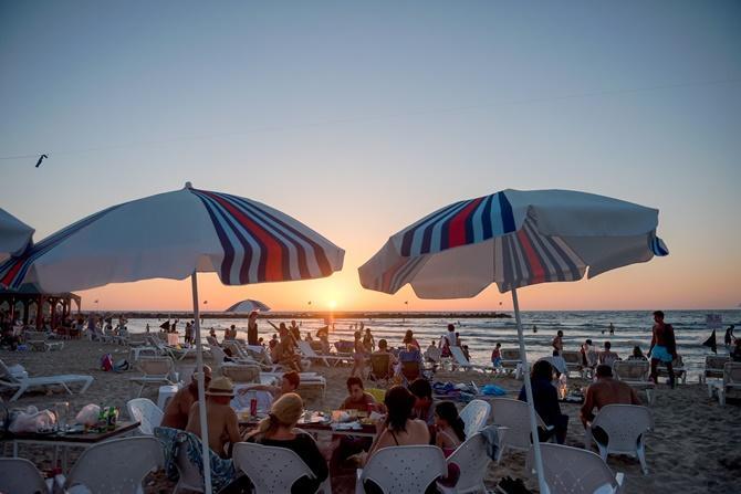 Studio & Apartments On The Beach By Aspentlv เทลอาวีฟ ภายนอก รูปภาพ