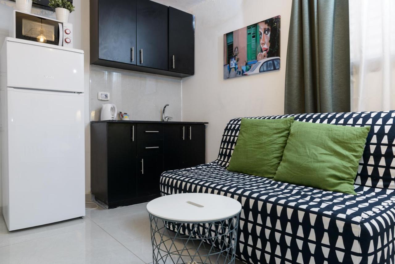 Studio & Apartments On The Beach By Aspentlv เทลอาวีฟ ภายนอก รูปภาพ