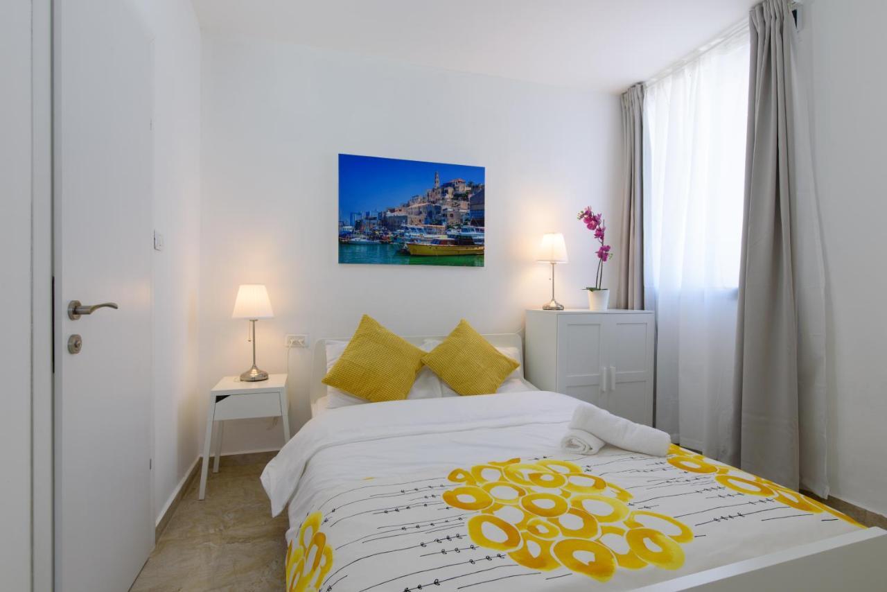 Studio & Apartments On The Beach By Aspentlv เทลอาวีฟ ภายนอก รูปภาพ