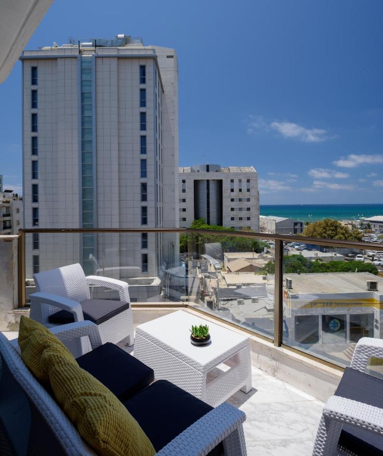 Studio & Apartments On The Beach By Aspentlv เทลอาวีฟ ภายนอก รูปภาพ